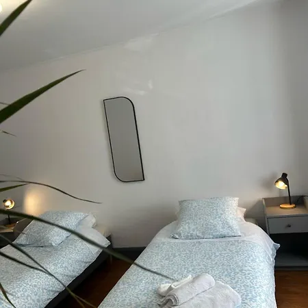 Apartman Calme Avec Jardin *